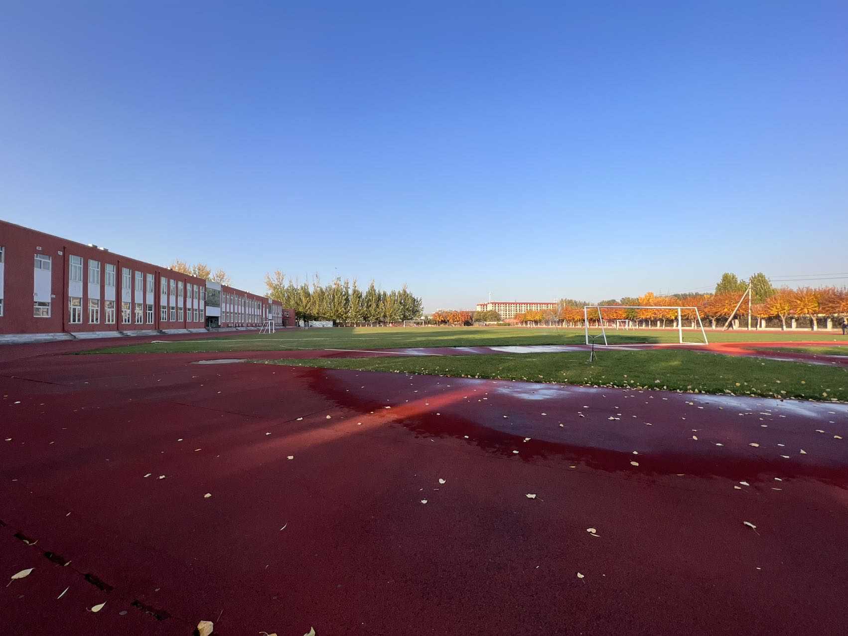 甄味 · 火锅烧烤餐厅